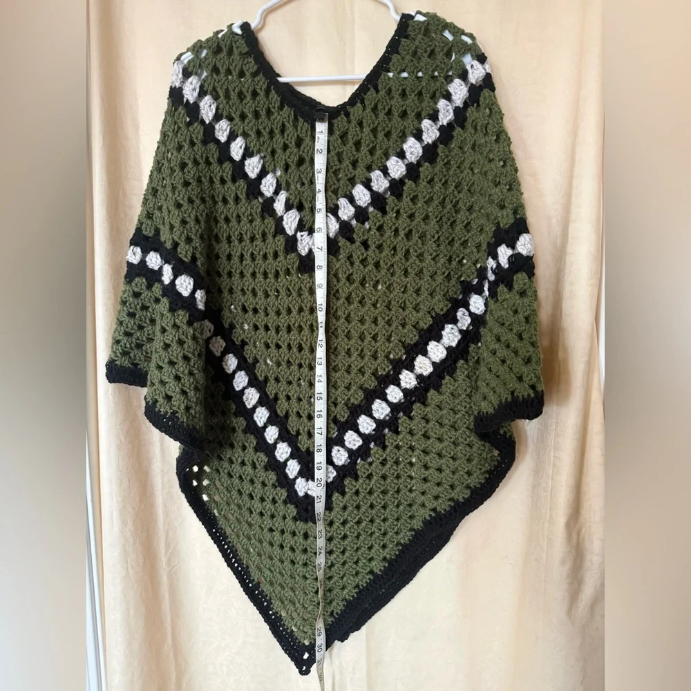 Crochet Poncho, Women’s size Large Handmade Army Green Color Crochet Poncho - Picture 5 of 6